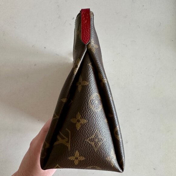 EUC Louis Vuitton Pallas Vanity Bag - Picture 4 of 8